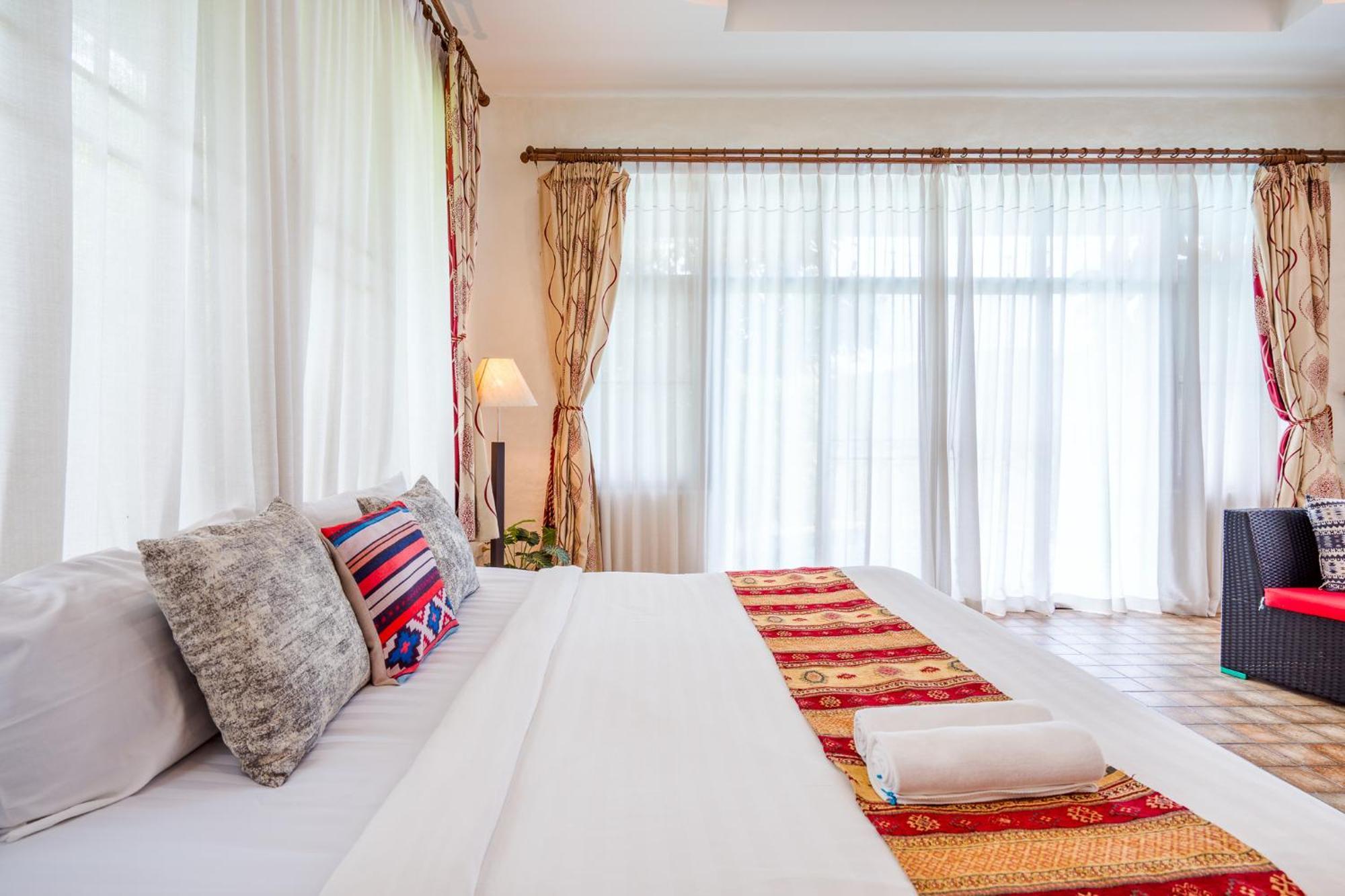Huahin I-Din Poolvilla วิลล่ากลางธรรมชาติ วิวภูเขา เป็นส่วนตัว エクステリア 写真